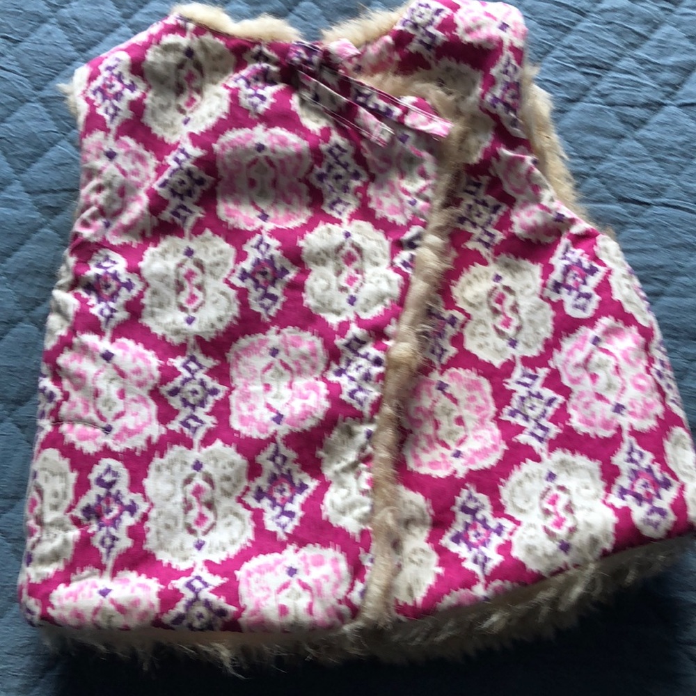 ❤️3X20 TORI SPELLING FURRY REVERSIBLE VEST | 3 - Picture 5 of 8